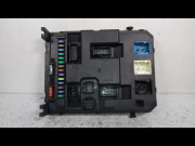PLATINE FUSIBLE HABITACLE