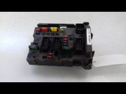 PLATINE FUSIBLE AV
