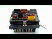 PLATINE FUSIBLE AV