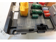 PLATINE FUSIBLE AV