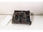 PLATINE FUSIBLE AV