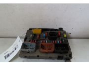 PLATINE FUSIBLE AV