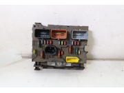 PLATINE FUSIBLE AV