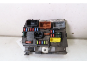 PLATINE FUSIBLE AV