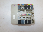 PLATINE FUSIBLE AV