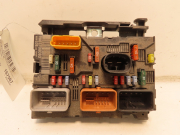 PLATINE FUSIBLE AV