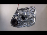 MECANISME+MOTEUR LEVE-GLACE AVD