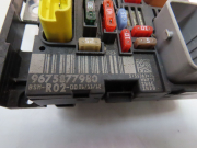 PLATINE FUSIBLE AV