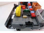 PLATINE FUSIBLE AV