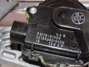MOTEUR ESSUIE-GLACE AV
